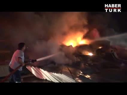 Manisa keresteciler Sitesi'nde korkutan yangın