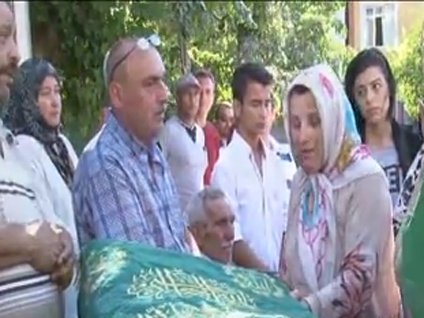 Zeytinburnu patlamasında ölen Kader Kılıç toprağa verildi