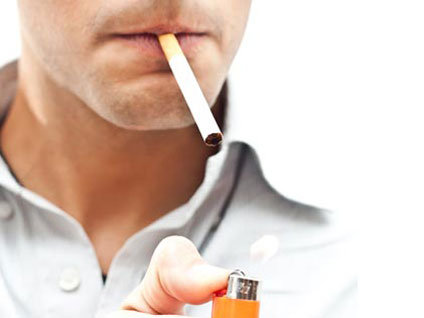 Uzmanlardan sigara tiryakilerine uyarı