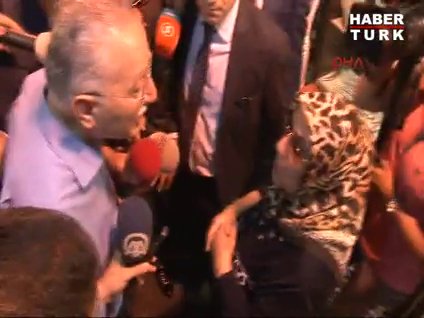 İhsanoğlu'na adaylık tepkisi