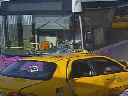 Kabataş kazasından korkunç görüntüler