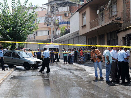 İzmir'de sel can aldı