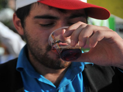 Çay içme yarışması