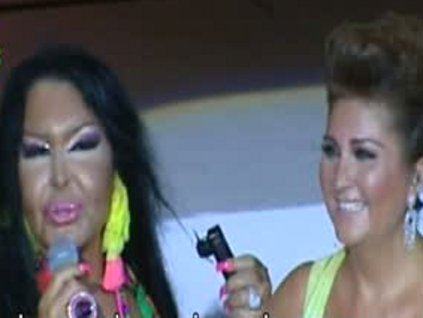 Diva kalkmadı, Sibel Can konseri uzadı!