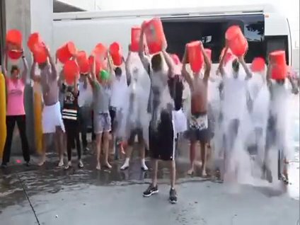 Justin Timberlake'den toplu duş!