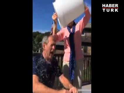 Eşinden George W. Bush'a buz banyosu tuzağı