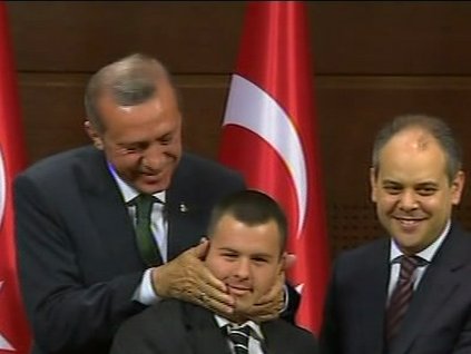 Erdoğan'a "Asker" şikayeti