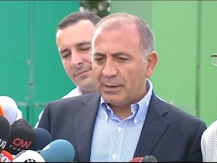 CHP, AYM'ye yeniden başvurdu