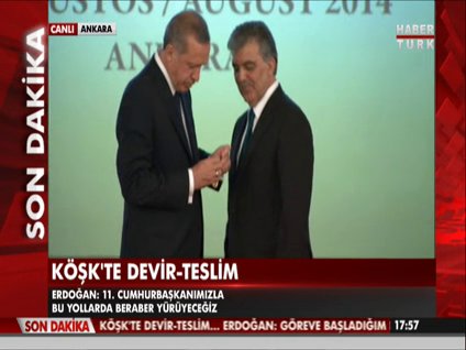 Gül'e Devlet Şeref Madalyası takdim edildi