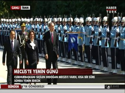 Erdoğan askeri törenle karşılandı