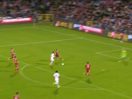 Milliler İzlanda Yolunda