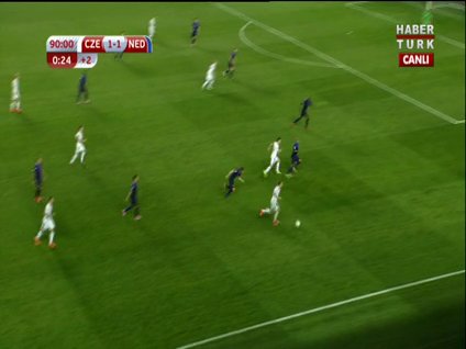 Çekler uzatmalarda Hollandayı devirdi