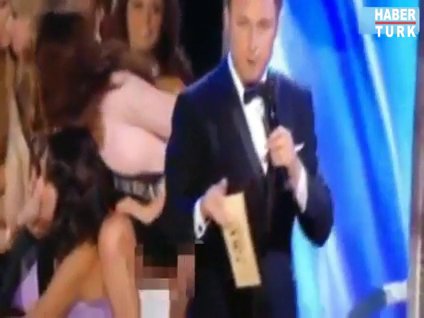 Güzellik yarışmasında skandal olay!