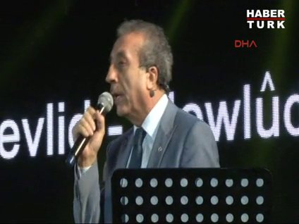 Bakan Kürtçe mevlüt okudu