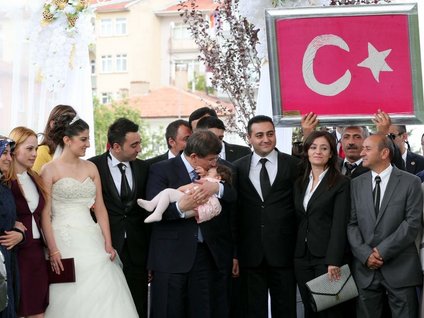 IŞİD'den kurtuldu, evlendi