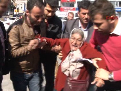 Barzani'yi Davutoğlu zannedince!