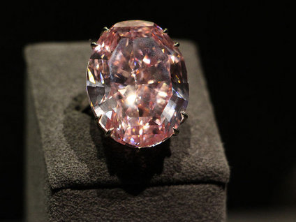 Pembe Yıldız elması rekor fiyata satıldı