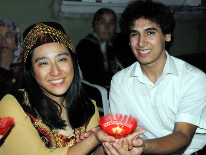 Japon gelin ilgi odağı oldu