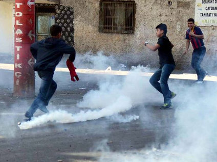 Siyasilerden sağ duyu çağrısı