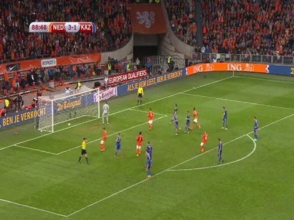 Robin Van Persie skoru 3-1 yaptı