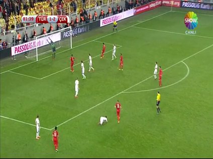 Petr Cech gole izin vermedi