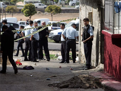 Aşiret kavgasında silahlar patladı!