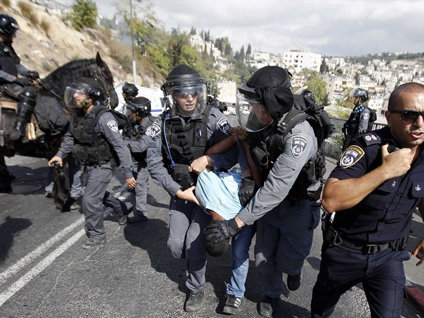 Mescid-i Aksa'ya kısıtlama!