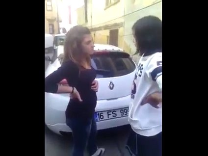 Bu da kızım bak git