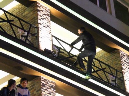 3. kattan atlayıp ölmek istedi!