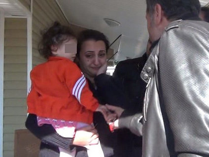 Küçük kızın dramı boyundan büyük