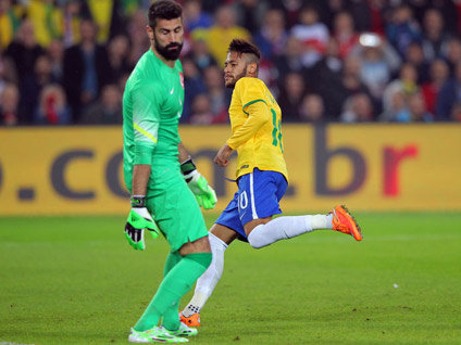 Neymar, Samba'ya başladı