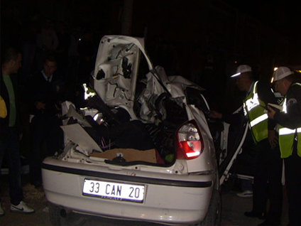 Mersin'de korkunç kaza:4 ölü