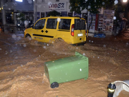 Bodrum'u sel aldı