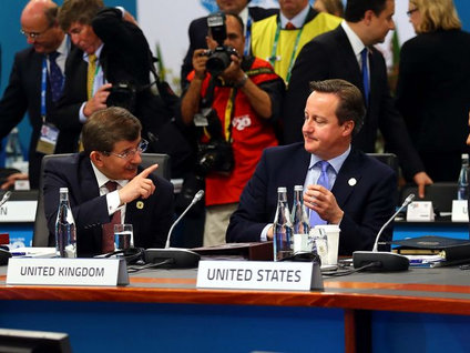 Davutoğlu Liderler Zirvesi'nde