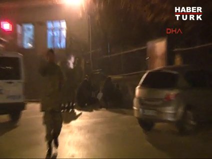 Kışlada 'canlı bomba' alarmı!