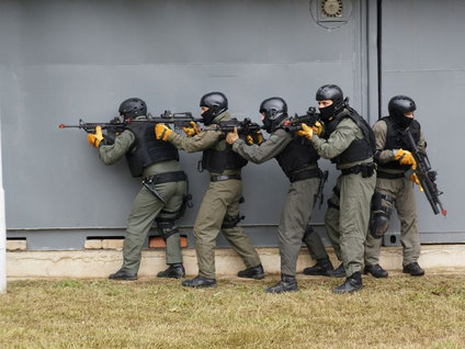 Komandoların tatbikatı nefes kesti