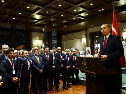 Öğretmenlere ricada bulundu