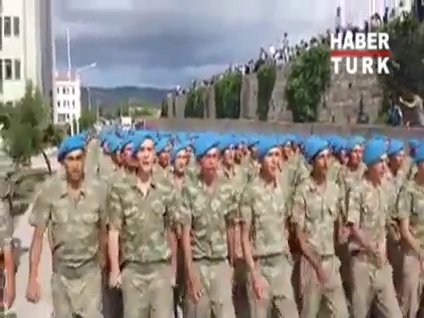 Askerler yemin törenine "Mehter Marşı" ile hazırlandı