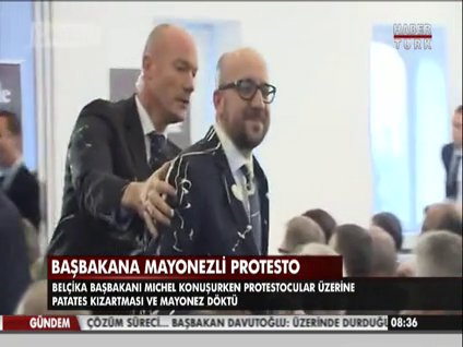 Başbakana mayonezli protesto!