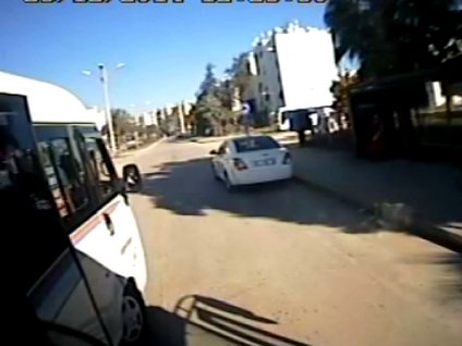 Halk otobüsünde kavga