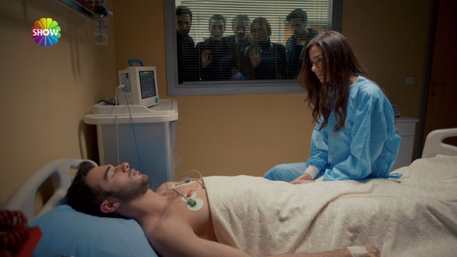 Ezra ve Mustafa elele / Ezra