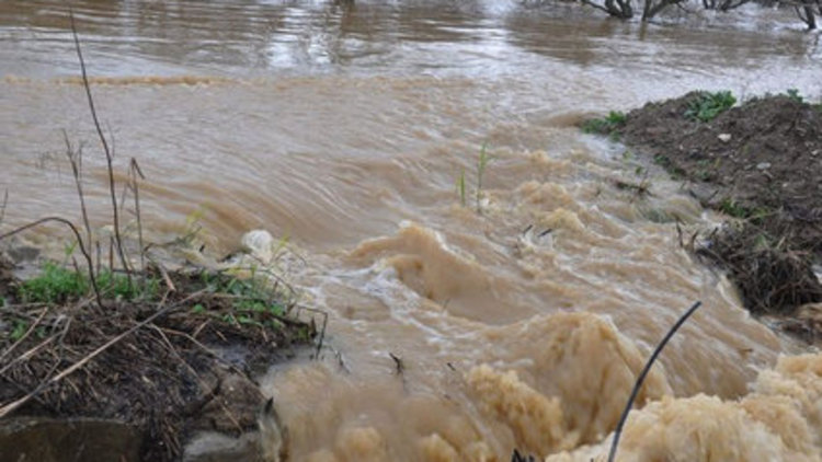 Büyük Menderes taştı