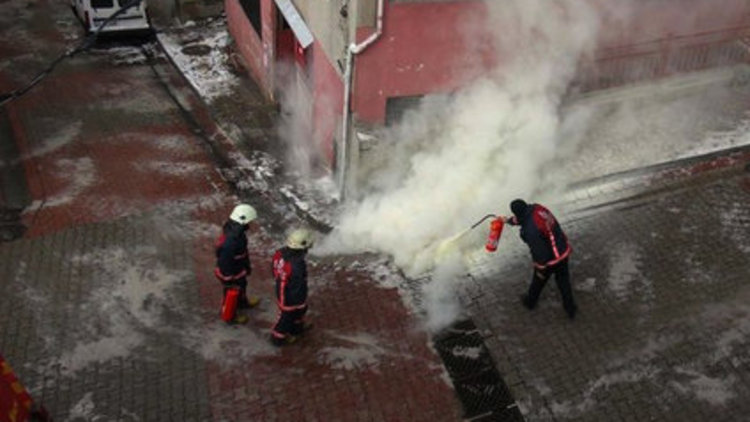 Yeraltından alev çıktı