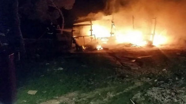 Alevlerden bir çığlık sayesinde kurtuldular