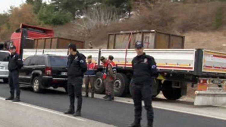 MİT TIR'larına yayın yasağı