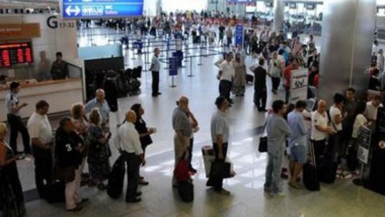 Pasaport kuyruklarına son