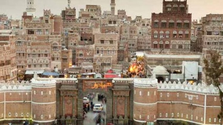 Önce Hükümet şimdi de Cumhurbaşkanı istifa etti