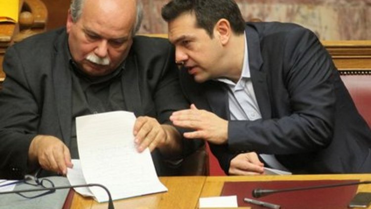 Parlamento Çipras'a "Evet" dedi