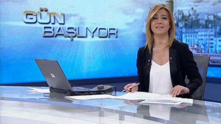 Gün Başlıyor / 12 Şubat Köşe Yazıları