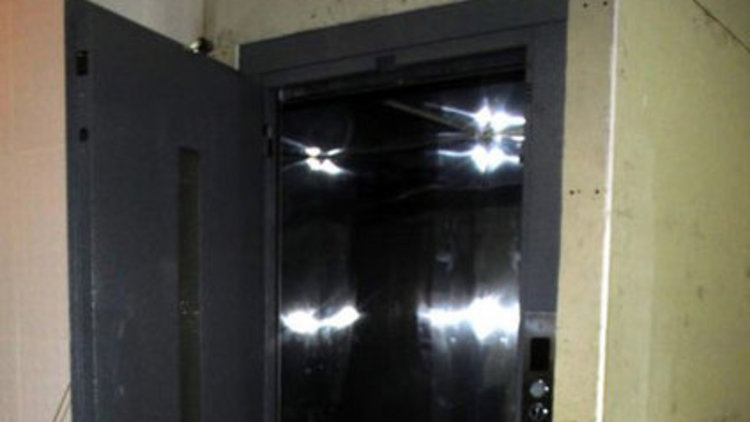 Asansör kazasına tahliye yok